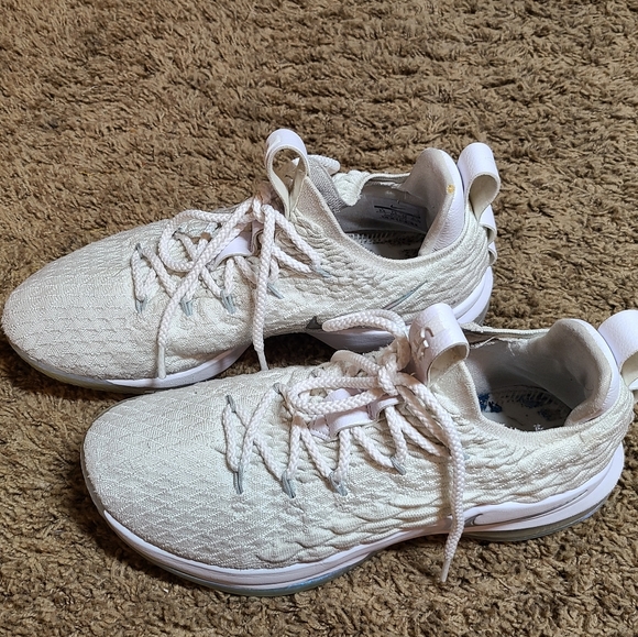 **********SOLD *********Nike lebron 15 - Picture 7 of 15